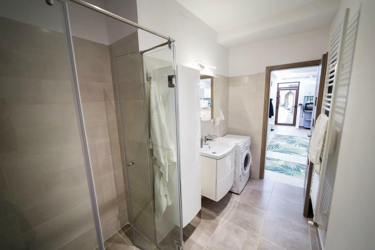 Central Apartment- Shumi'S Kolozsvár Kültér fotó